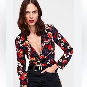 Zara floral long sleeved faux wrap bodysuit size small